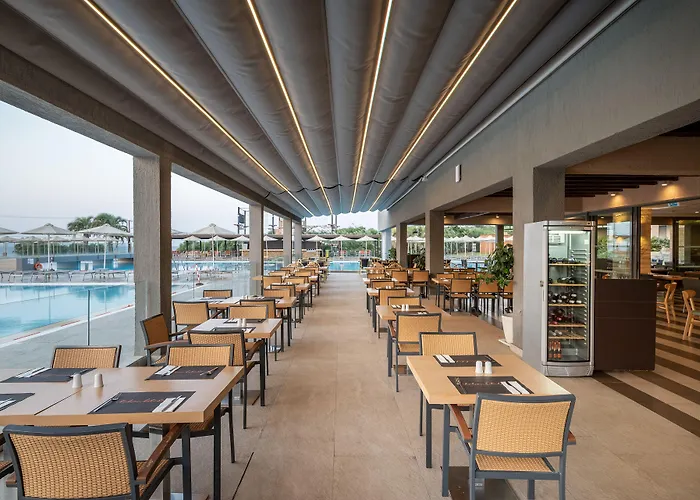 Ośrodek wypoczynkowy Atlantica Mikri Poli Kos 5*